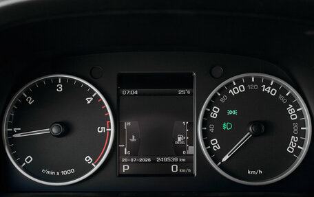 Land Rover Discovery IV, 2010 год, 1 490 000 рублей, 15 фотография