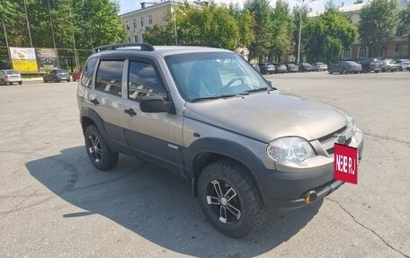 Chevrolet Niva I рестайлинг, 2011 год, 400 000 рублей, 9 фотография