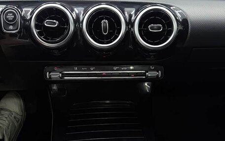 Mercedes-Benz A-Класс, 2023 год, 1 650 000 рублей, 9 фотография