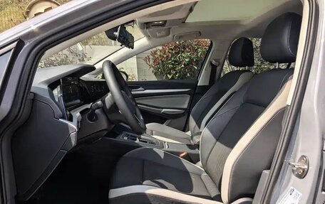 Volkswagen Golf VIII, 2022 год, 1 450 005 рублей, 9 фотография