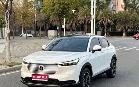 Honda Vezel, 2023 год, 1 350 000 рублей, 1 фотография