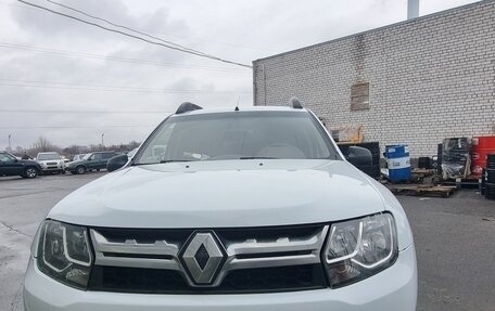 Renault Duster I рестайлинг, 2017 год, 845 000 рублей, 1 фотография