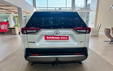 Toyota RAV4, 2020 год, 3 499 990 рублей, 6 фотография