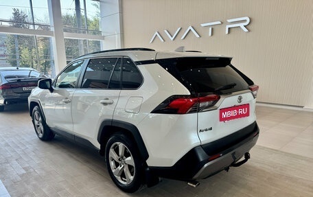 Toyota RAV4, 2020 год, 3 499 990 рублей, 7 фотография