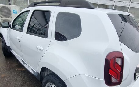 Renault Duster I рестайлинг, 2017 год, 845 000 рублей, 3 фотография