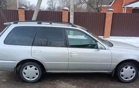 Nissan Wingroad I, 1997 год, 330 000 рублей, 2 фотография