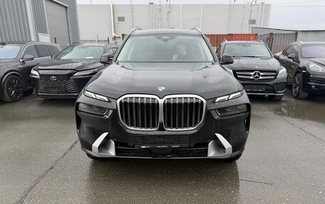 BMW X7, 2023 год, 13 777 000 рублей, 3 фотография