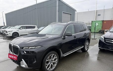 BMW X7, 2023 год, 13 777 000 рублей, 2 фотография