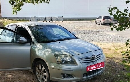 Toyota Avensis III рестайлинг, 2006 год, 630 000 рублей, 4 фотография