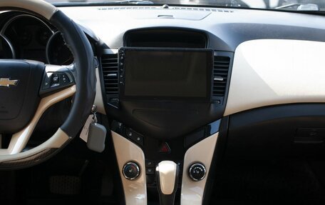 Chevrolet Cruze II, 2011 год, 620 000 рублей, 16 фотография