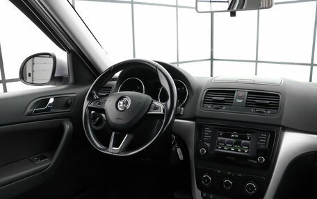Skoda Yeti I рестайлинг, 2016 год, 1 250 000 рублей, 8 фотография
