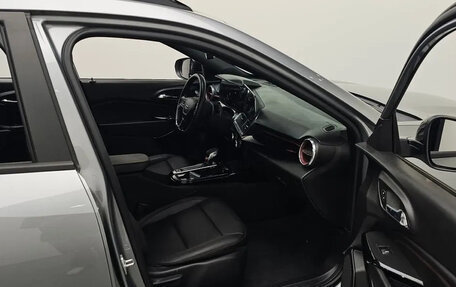 Chevrolet Trax, 2023 год, 1 300 666 рублей, 23 фотография