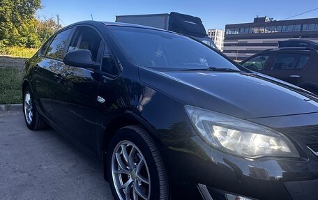 Opel Astra J, 2013 год, 830 000 рублей, 5 фотография