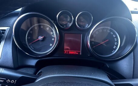 Opel Astra J, 2013 год, 830 000 рублей, 9 фотография