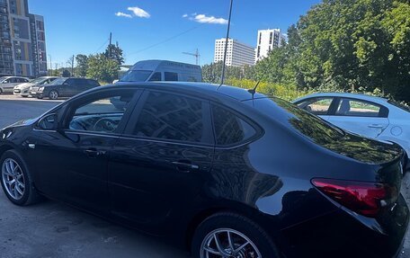 Opel Astra J, 2013 год, 830 000 рублей, 7 фотография