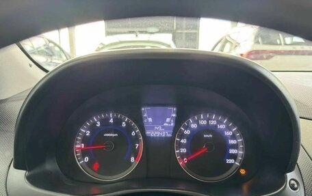 Hyundai Solaris II рестайлинг, 2011 год, 599 000 рублей, 13 фотография