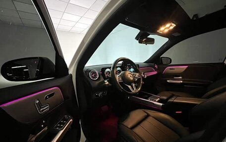 Mercedes-Benz GLB, 2022 год, 2 233 000 рублей, 17 фотография