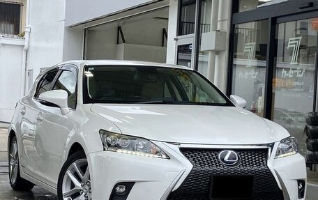 Lexus CT I рестайлинг, 2017 год, 1 200 000 рублей, 4 фотография