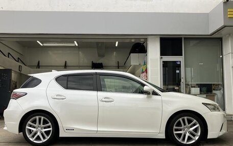 Lexus CT I рестайлинг, 2017 год, 1 200 000 рублей, 7 фотография