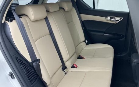 Lexus CT I рестайлинг, 2017 год, 1 200 000 рублей, 27 фотография