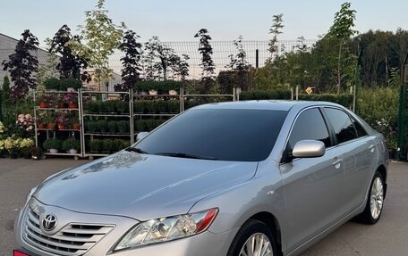 Toyota Camry, 2008 год, 1 000 000 рублей, 1 фотография