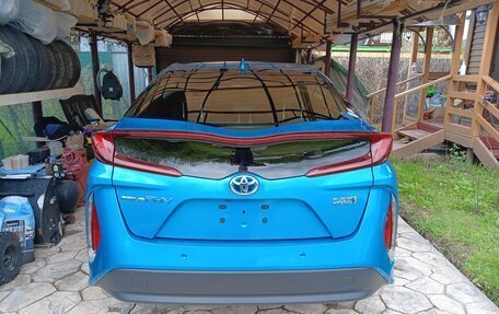 Toyota Prius IV XW50, 2019 год, 2 380 000 рублей, 4 фотография
