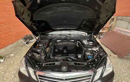 Mercedes-Benz E-Класс, 2012 год, 2 150 000 рублей, 3 фотография