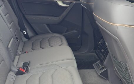 Volkswagen Touareg III, 2018 год, 5 700 000 рублей, 8 фотография