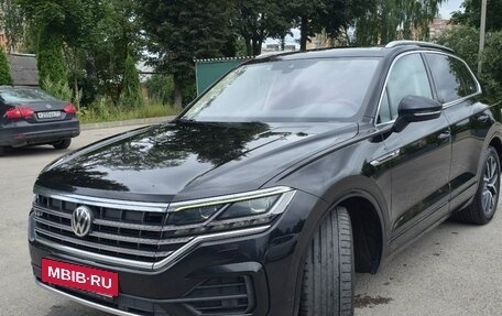 Volkswagen Touareg III, 2018 год, 5 700 000 рублей, 4 фотография