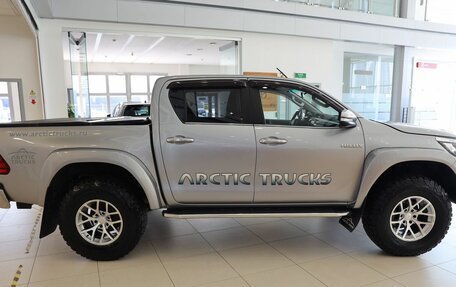 Toyota Hilux VIII, 2015 год, 4 200 000 рублей, 4 фотография