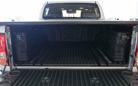Toyota Hilux VIII, 2015 год, 4 200 000 рублей, 12 фотография