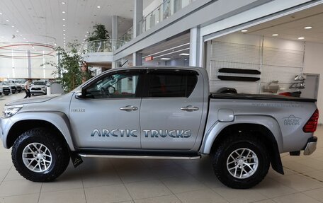 Toyota Hilux VIII, 2015 год, 4 200 000 рублей, 8 фотография