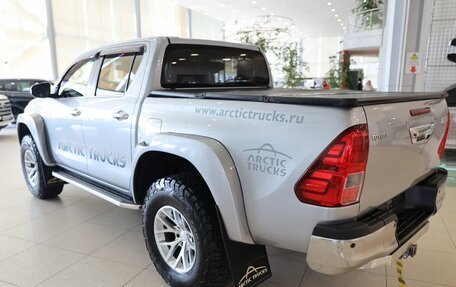 Toyota Hilux VIII, 2015 год, 4 200 000 рублей, 7 фотография