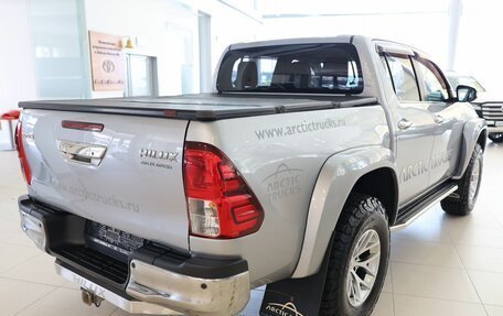 Toyota Hilux VIII, 2015 год, 4 200 000 рублей, 5 фотография