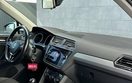 Volkswagen Tiguan II, 2020 год, 2 200 000 рублей, 13 фотография
