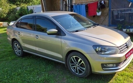 Volkswagen Polo VI (EU Market), 2017 год, 1 100 000 рублей, 1 фотография