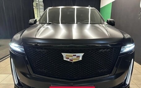 Cadillac Escalade V, 2023 год, 13 000 000 рублей, 2 фотография
