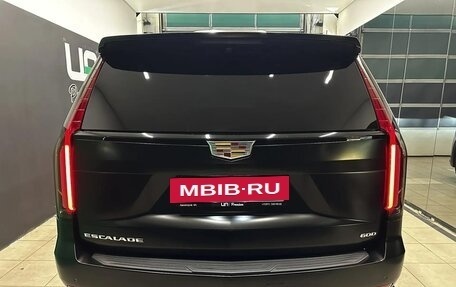 Cadillac Escalade V, 2023 год, 13 000 000 рублей, 5 фотография