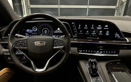 Cadillac Escalade V, 2023 год, 13 000 000 рублей, 13 фотография
