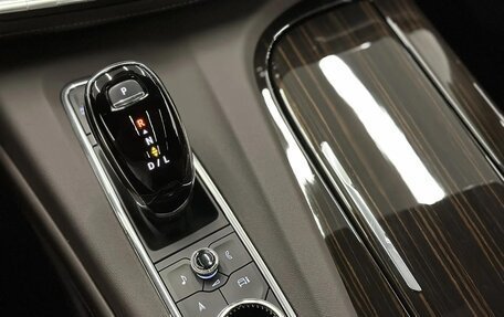 Cadillac Escalade V, 2023 год, 13 000 000 рублей, 16 фотография