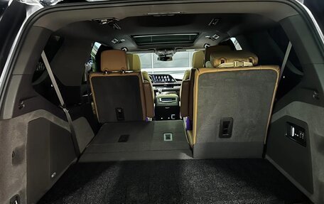 Cadillac Escalade V, 2023 год, 13 000 000 рублей, 24 фотография