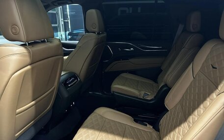 Cadillac Escalade V, 2023 год, 13 000 000 рублей, 21 фотография