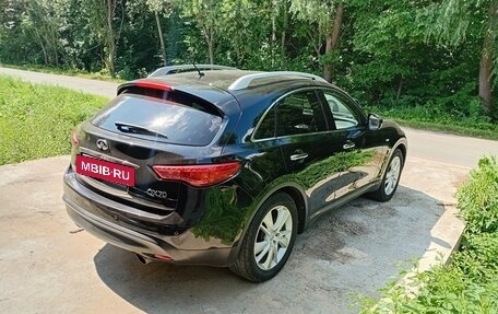 Infiniti QX70, 2016 год, 2 370 000 рублей, 6 фотография