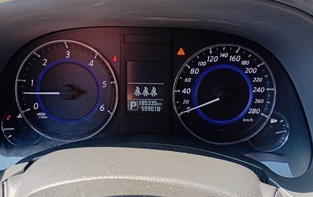 Infiniti QX70, 2016 год, 2 370 000 рублей, 13 фотография