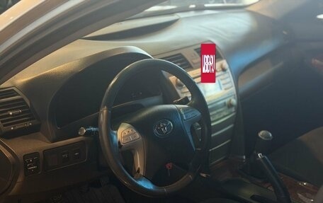 Toyota Camry, 2008 год, 1 000 000 рублей, 9 фотография