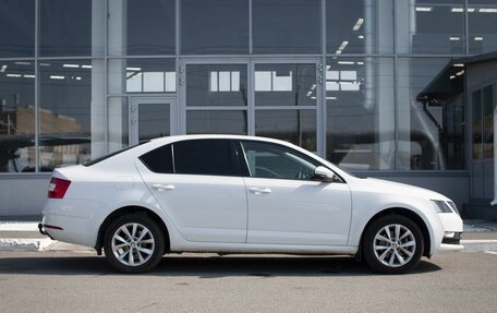 Skoda Octavia, 2020 год, 1 950 000 рублей, 8 фотография
