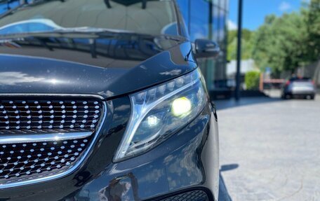 Mercedes-Benz V-Класс, 2023 год, 11 500 000 рублей, 9 фотография