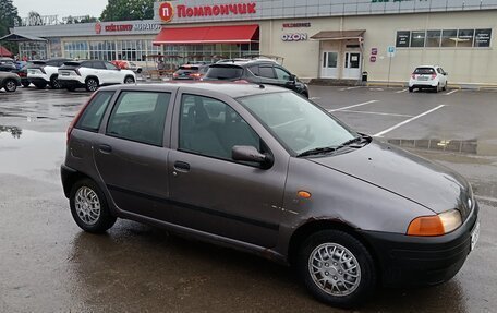 Fiat Punto III Punto Evo рестайлинг, 1998 год, 110 000 рублей, 4 фотография