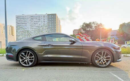 Ford Mustang VI рестайлинг, 2016 год, 2 400 000 рублей, 5 фотография