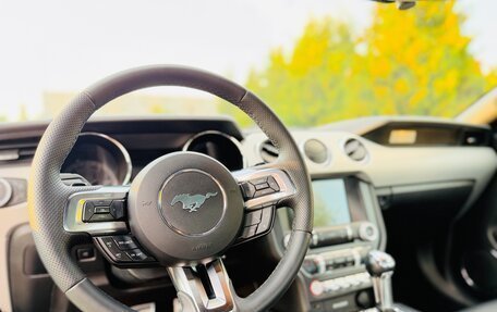 Ford Mustang VI рестайлинг, 2016 год, 2 400 000 рублей, 22 фотография